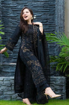 NS-32 Un-Stitched Lawn Embroidered 3pc With Organza Embroidered Dupatta