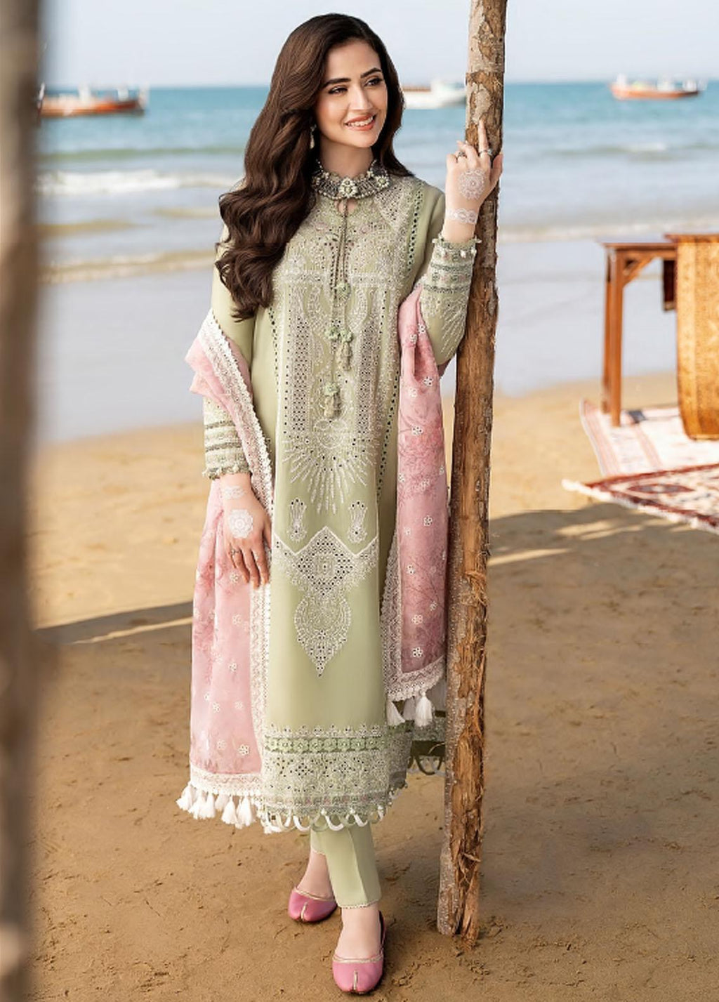CH-10 Embroidered ChickenKari Lawn Suit With Printed Organza Dupatta